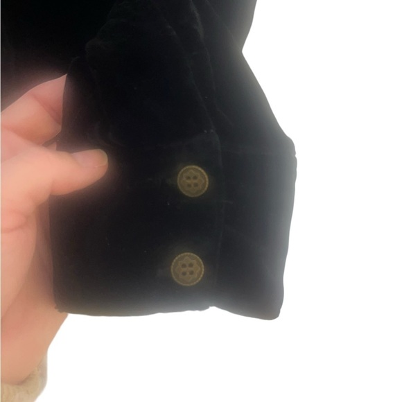 JADED‎ GYPSY Black Velvet/Floral Interior Shirt - Picture 6 of 8